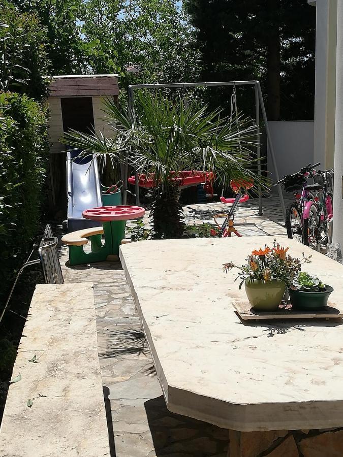Apartment Maslina *